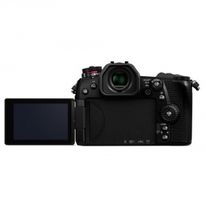 lumix-dc-g9-4