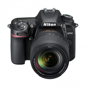 nikon-d7500-18-140-front