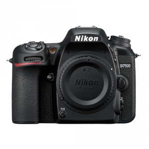 nikon-d7500-front