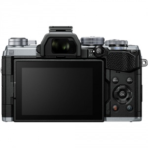 olympus-om-d-e-m5-iii-silver-back