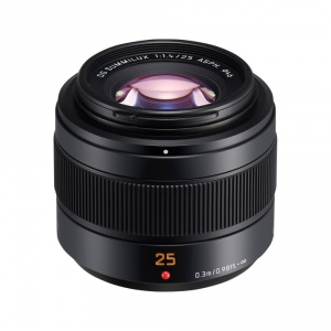 panasonic-lumix-25-mm-1-4-ii-dg-summilux