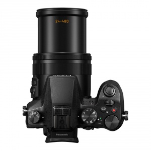 panasonic-fz2000-top