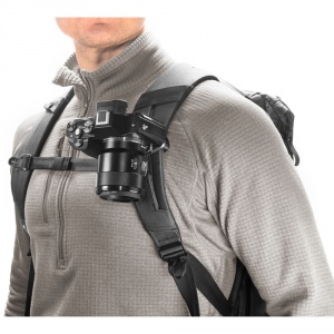 peak-design-capture-v3-insitu