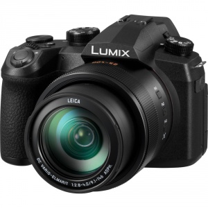 panasonic-lumix-fz1000-ii-side