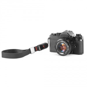 peak-design-cuff-bl-2