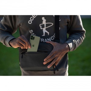 peak-design-everyday-sling-3l-noir-8