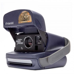 polaroid-600-round-side